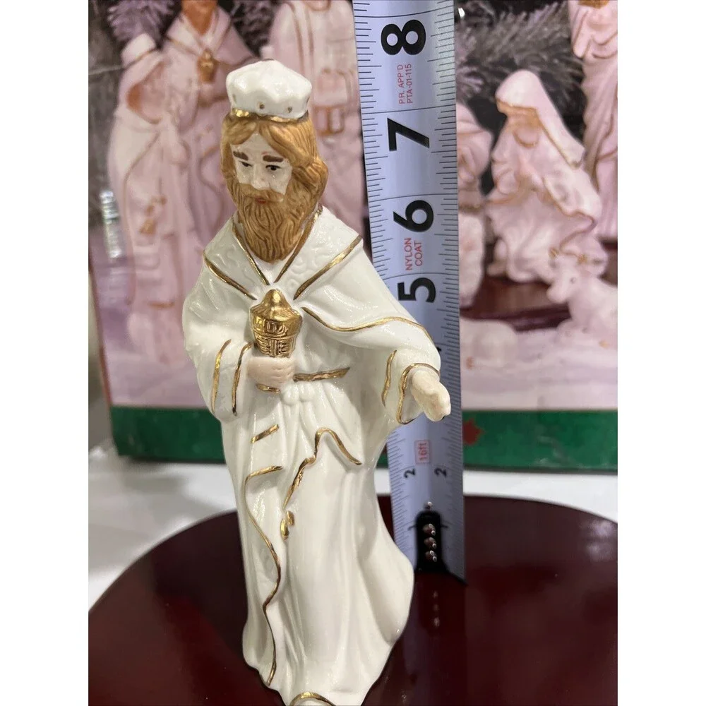 Porcelain Nativity Set 11 Pc w/ Wood Display in Box Christmas Fantasy Wonderland